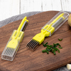 2-in-1 Fruit Peeler and Vegetable Cutter